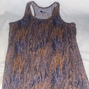 Multicolored tank in great condition!